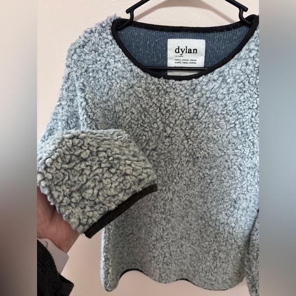 ✨Women’s Dylan Solid Frosty Tipped Drop Shoulder Crew Sweater Size Small - Picture 5 of 9